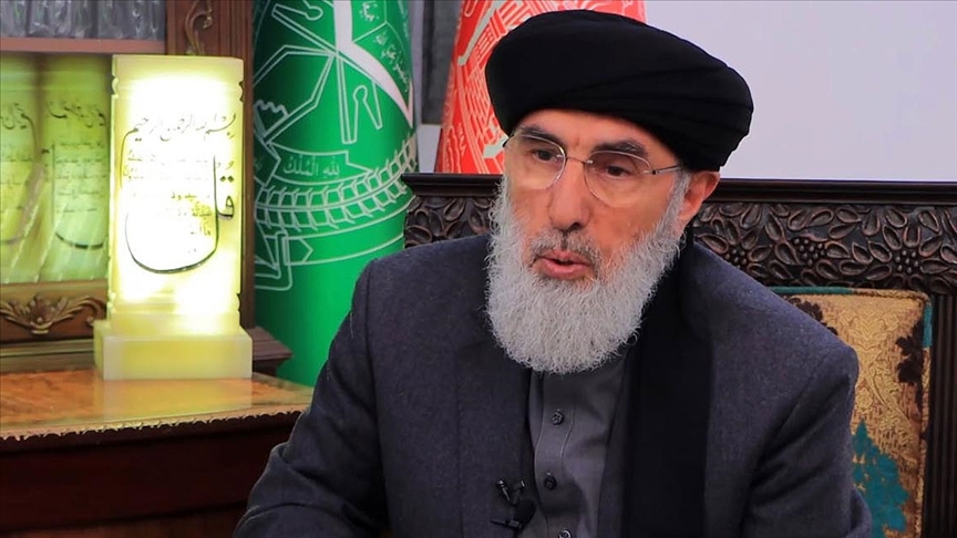 Afgan siyasetçi Hikmetyar, Taliban liderlerinin Kabil'e gelmesiyle hükümet görüşmelerinin başlayacağını açıkladı