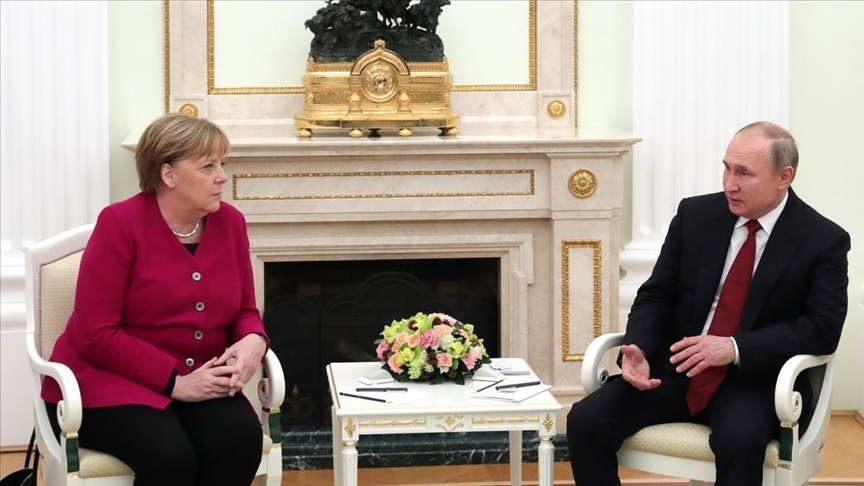 Putin, Merkel discuss Afghanistan, Iran nuclear deal