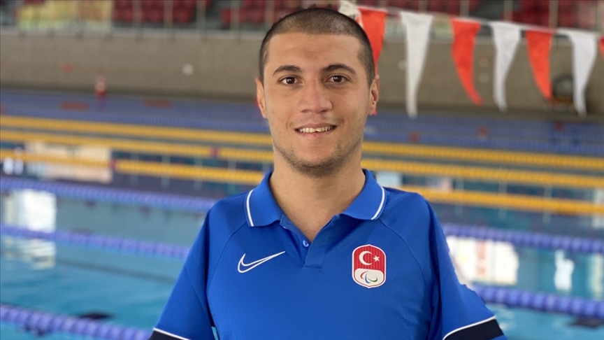 Paralimpik yüzücü Beytullah Eroğlu: Tarihimizdeki ilk madalyayı alacağımıza inanıyoruz