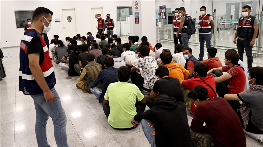 Turska: U Istanbulu zadržano više od 435 ileganih migranata