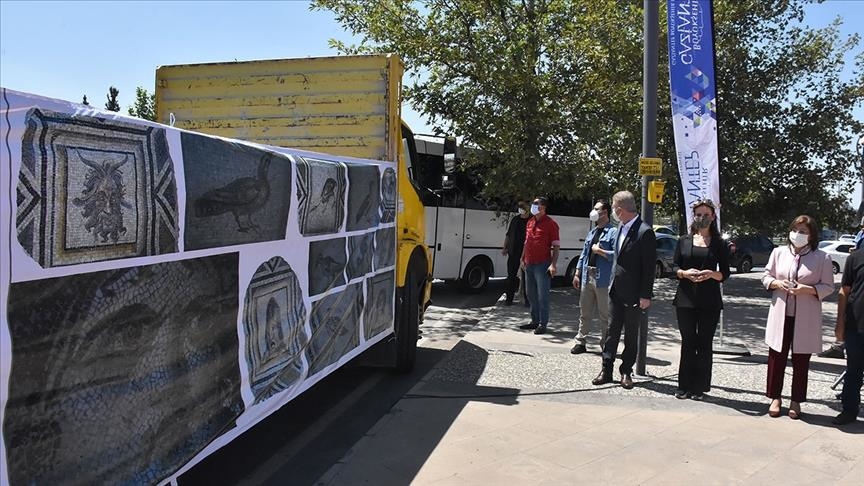 12 replicas of Turkey’s ‘Gypsy Girl’ mosaic sent to US for display