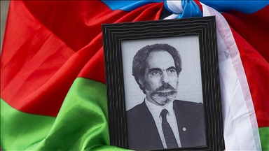 Ebulfez Elçibey vefatının 21. yılında anılıyor
