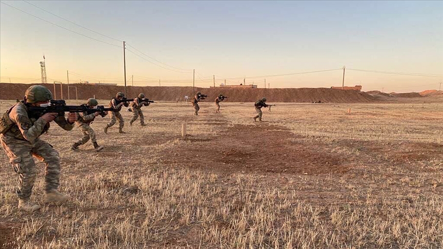 Barış Pınarı ve Fırat Kalkanı bölgesinde saldırı hazırlığındaki 9 PKK/YPGli terörist etkisiz hale getirildi