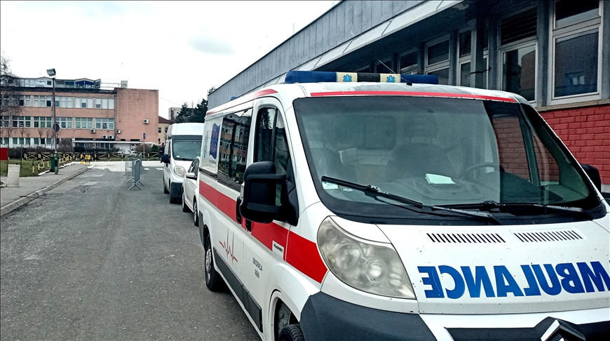 Srbija: Registrovano 2.327 novih slučajeva zaraze koronavirusom