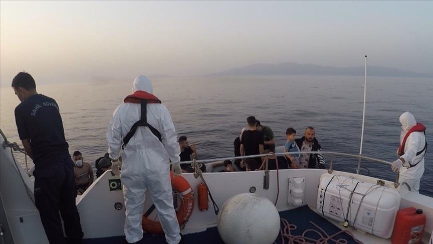 У побережья Бодрума спасены 48 нелегальных мигрантов