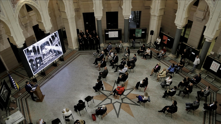 BiH: Obilježena 29. godišnjica granatiranja Vijećnice i uništavanja simbola Sarajeva