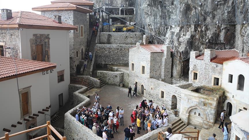 Монастырь Сумела в Турции после реставрации принимает по 1 500 туристов в день