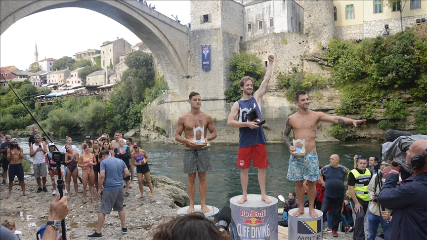 BiH: Gary Hunt i Rhiannan Iffland pobjednici Cliff diving skokova u Mostaru