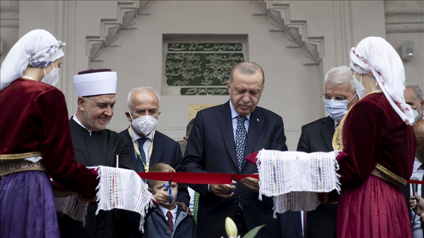 Presiden Turki resmikan renovasi masjid abad ke-16 di Bosnia