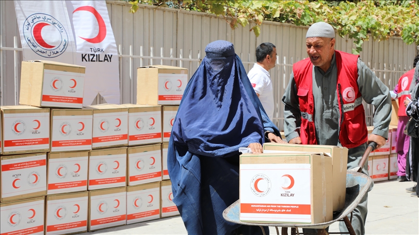 Turkish aid group distributes food to 100 families in Afghanistan