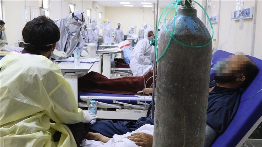 Taliban asks women healthcare workers to resume duties