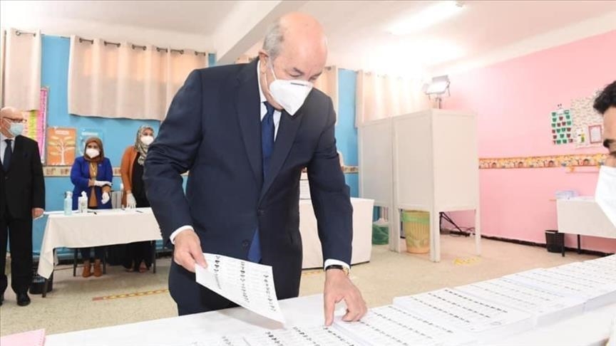 Algérie : Élections locales anticipées le 27 novembre