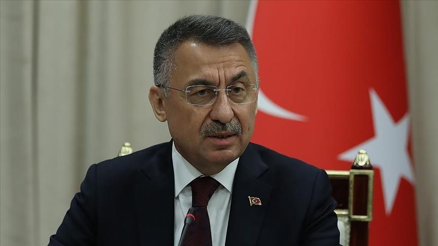 Cumhurbaşkanı Yardımcısı Oktay KKTC kıyılarına doğru ilerleyen petrol sızıntısına ilişkin bilgi aldı
