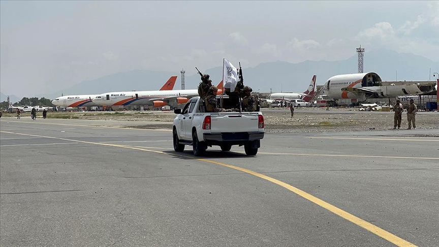 ABD askerlerinin terk ettiği Kabil Havaalanını AA görüntüledi