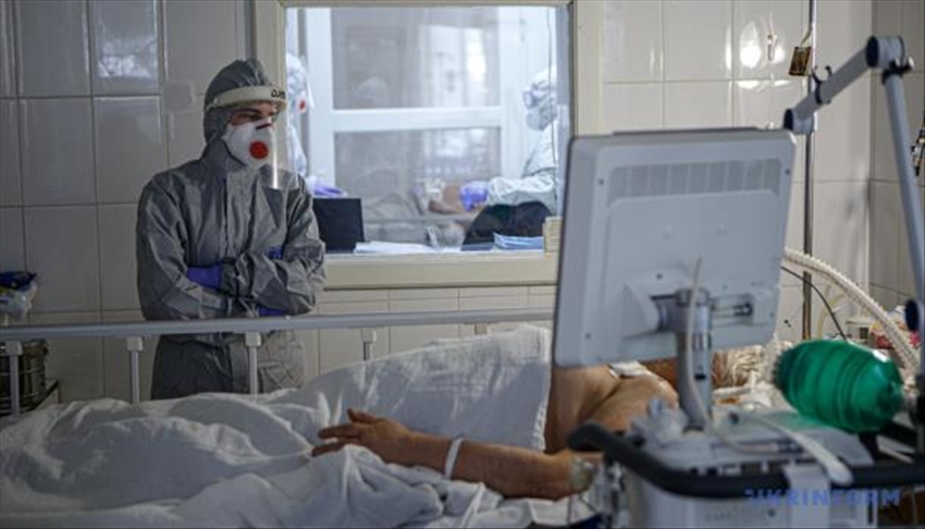 Коронавирус в Украине: за сутки выявлено свыше 1,3 тыс. новых случаев