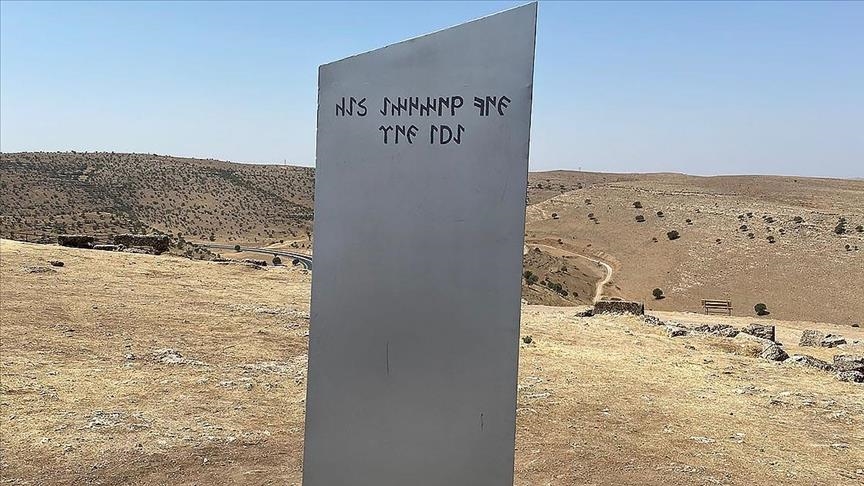 Mysterious monolith reappears in southeastern Turkey