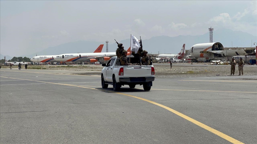 'Withdrawing US forces damage planes, leave garbage at Kabul airport'