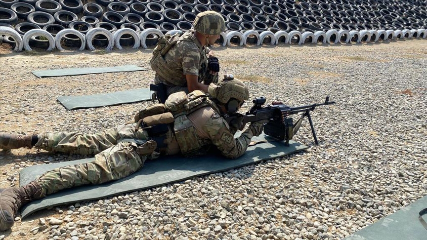 Türkiye ve Azerbaycan ordusu ikili SAT eğitimleri gerçekleştiriyor
