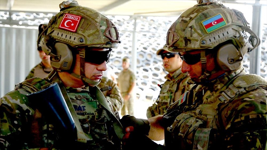 ВС Турции и Азербайджана проводят совместные военные учения в Баку