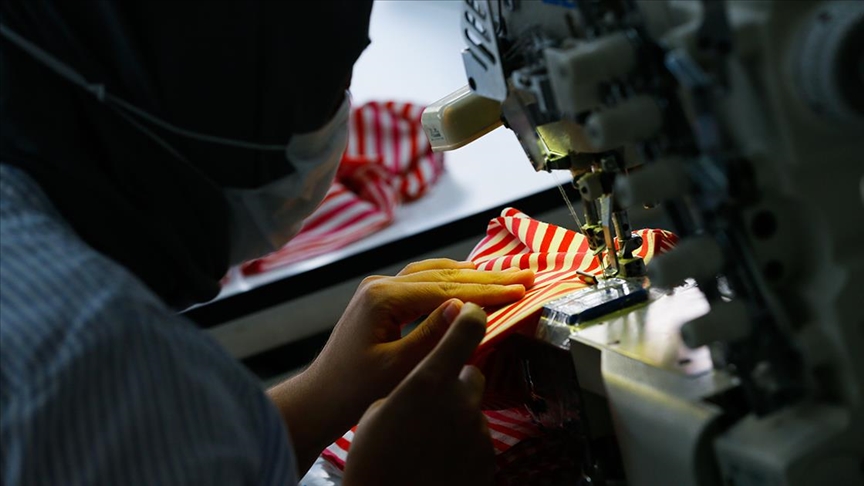 Türk tekstil sektöründen 8,2 milyar dolarlık ihracat