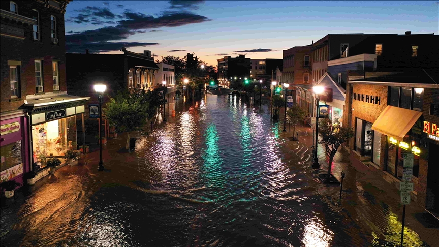 Aumenta a 48 el número de muertos por inundaciones en el noreste de EEUU 