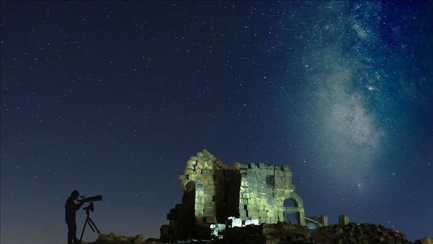 International sky observation event kicks off at 3,000-year-old Turkish castle