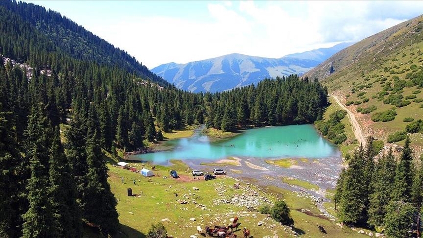 Kyrgyzstans highlands allure nature lovers