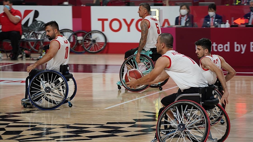 Tokyoda erkekler tekerlekli sandalye basketbolda Türkiye, altıncı oldu