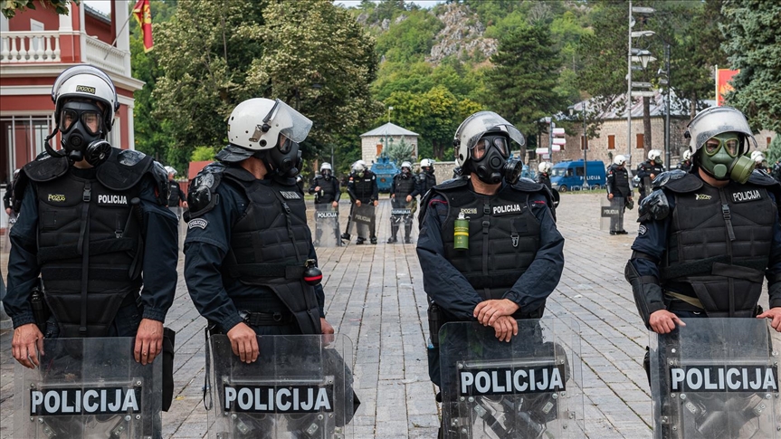 Crna Gora: Na Cetinju trenutno mirno, policija čuva manastir