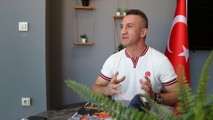 Busenaz Sürmenelinin antrenörü Cahit Süme: Trabzonsporda mutluyuz