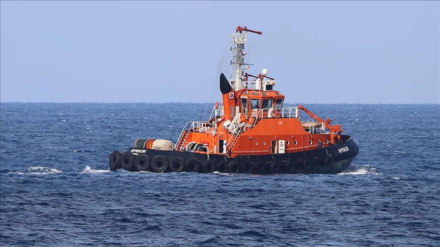 تركيا.. استمرار جهود تنظيف تسرب النفط السوري في هطاي