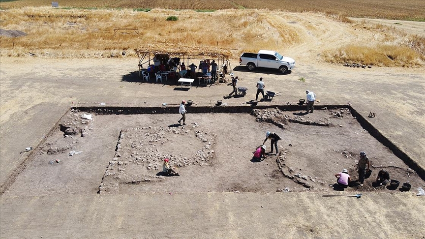 Domuztepe Höyüğünde 7 bin 500 yıllık yerleşim yeri tespit edildi