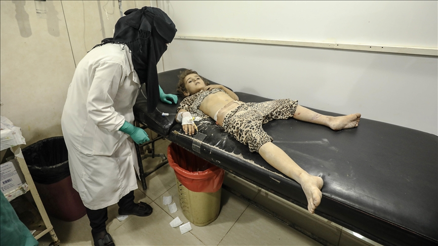 سوريا.. إصابة 3 أطفال وامرأة في قصف على مخيم بإدلب