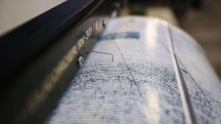 Antalyanın Kumluca ilçesi açıklarında 4,5 büyüklüğünde deprem