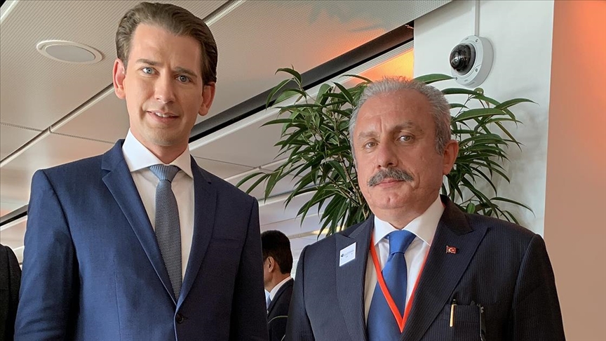 Şentop Avusturya Başbakanı Sebastian Kurz ile görüştü