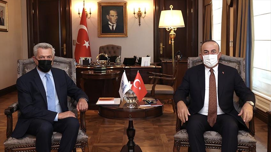 El alto comisionado de la ONU para los refugiados visita Turquía