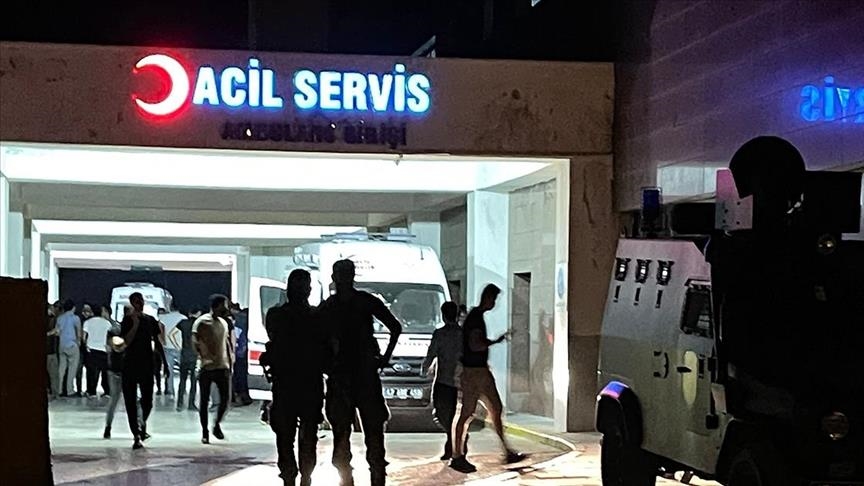  تركيا .. إصابة شرطي في اشتباكات مع إرهابيي "بي كا كا" في ماردين