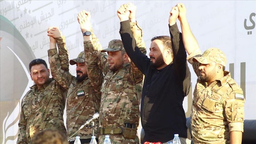 Suriye'nin kuzeyinde SMO çatısı altındaki 5 askeri grup 'Suriye Kurtuluş Cephesi' adıyla birleşti