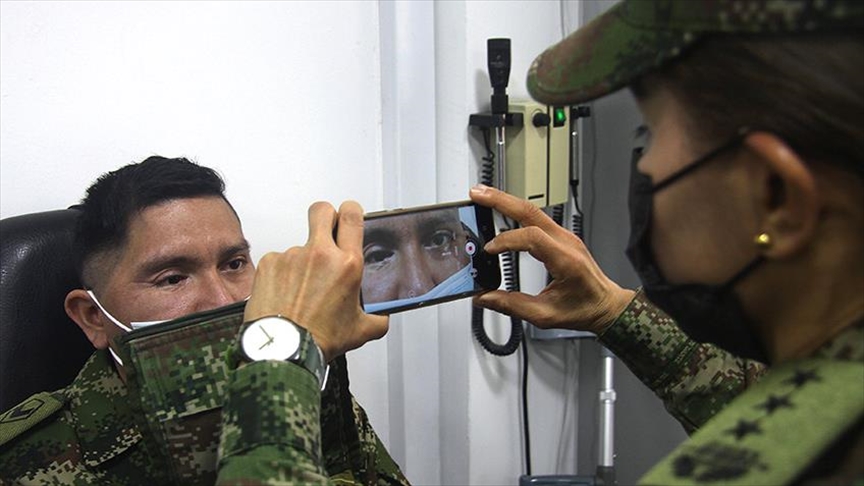 Militares colombianos afectados por la guerra tienen la posibilidad de una nueva 'visión' del mundo