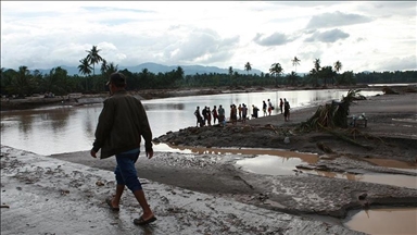 At least 3 killed, 31 missing as storm hits Philippines