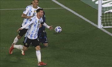 Messi supera a Pelé en número de goles anotados en selecciones suramericanas de fútbol