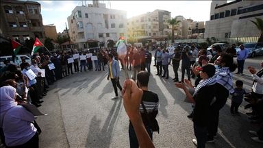 الأردن.. وقفة تضامنية مع أسرى فلسطين قرب سفارة إسرائيل