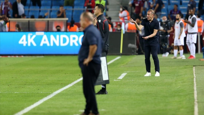 Trabzonspor Teknik Direktörü Avcı: Oyun olarak memnun, skor olarak memnun değilim