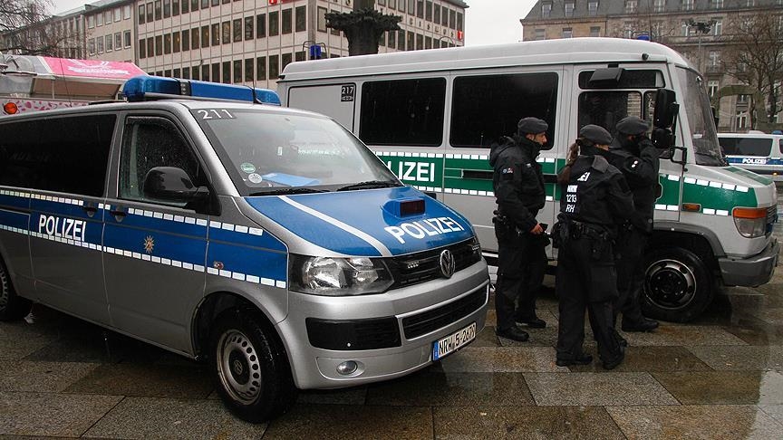 Gjermani, policia përdor gaz lotsjellës dhe shkopinj gome kundër aktivistëve për klimën