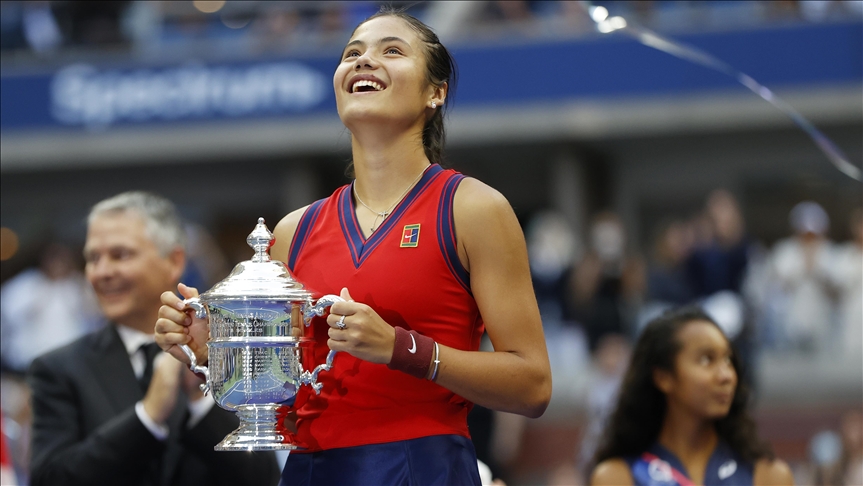Emma Raducanu wins women’s 2021 US Open in her first Grand Slam title