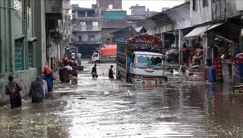 مصرع 14 في انهيار منازل إثر الفيضانات غربي باكستان 