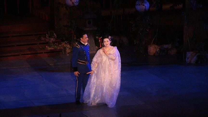 Turkey’s opera, ballet festival to continue with '3 Sopranos, 3 Tenors' concert