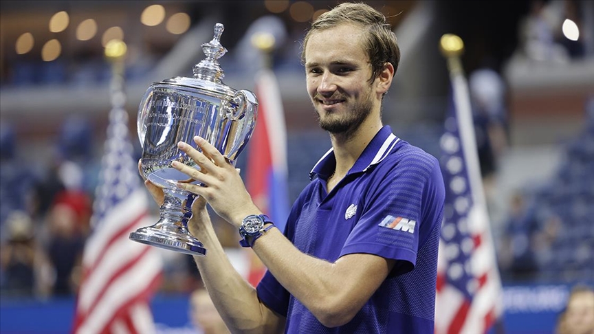 ABD Açık Tenis Turnuvası tek erkeklerde Medvedev şampiyon oldu