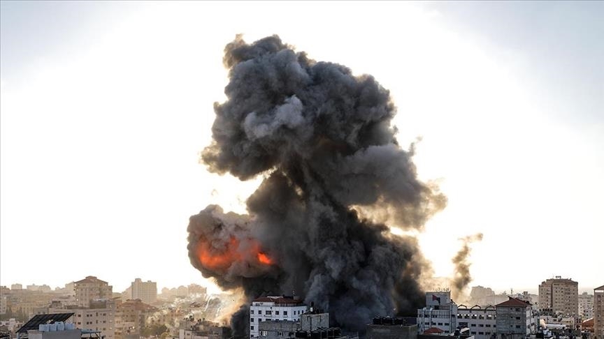 Israeli warplanes launch airstrikes on Gaza Strip
