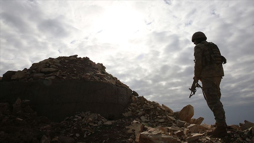PKK'lı terörist ikna çalışmaları sonucu teslim oldu